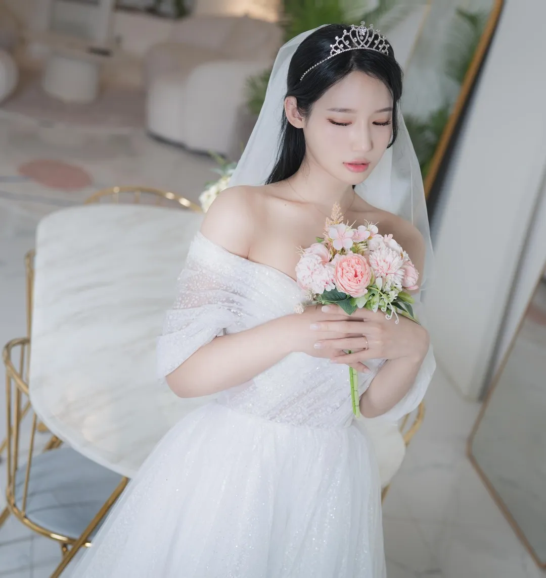 摄影系列作品归档 白色礼服与头纱造型的人像摄影