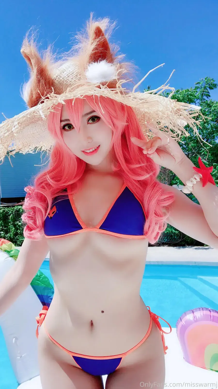 cosplay作品整理与摄影系列归档 粉色假发与户外服装造型照片