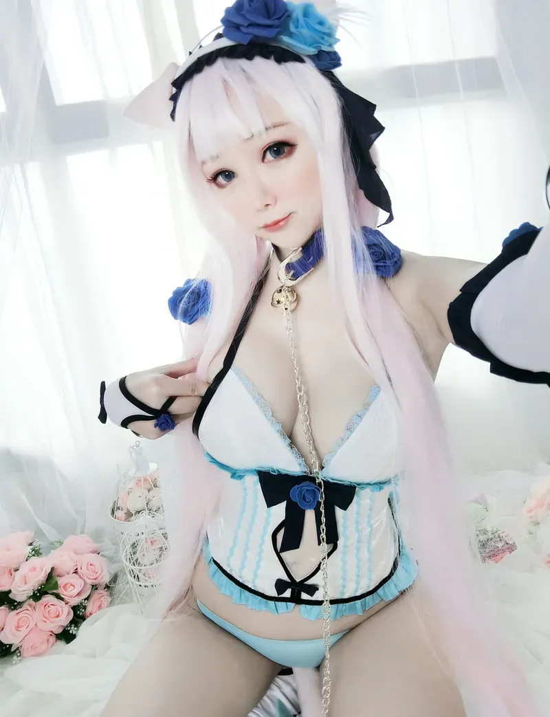 cosplay写真与摄影系列作品归档 白发蓝白服装角色写真