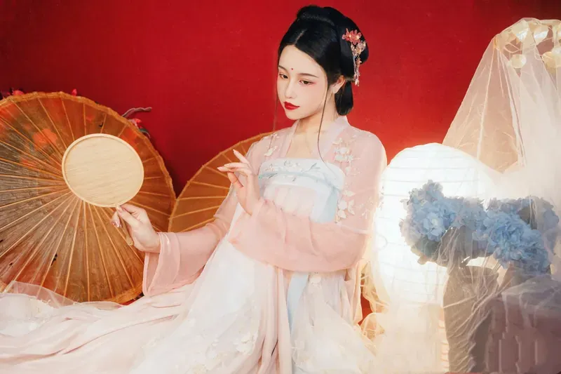 摄影系列归档与作品目录 古风服饰造型与摄影场景展示