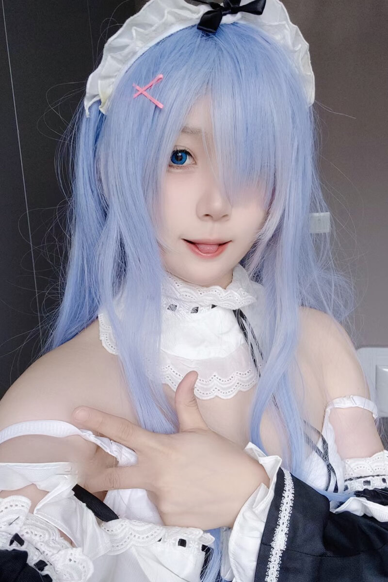 未确认机构归属||cosplay与写真系列归档范围 蓝白色cosplay造型照片,浅色假发与服装搭配