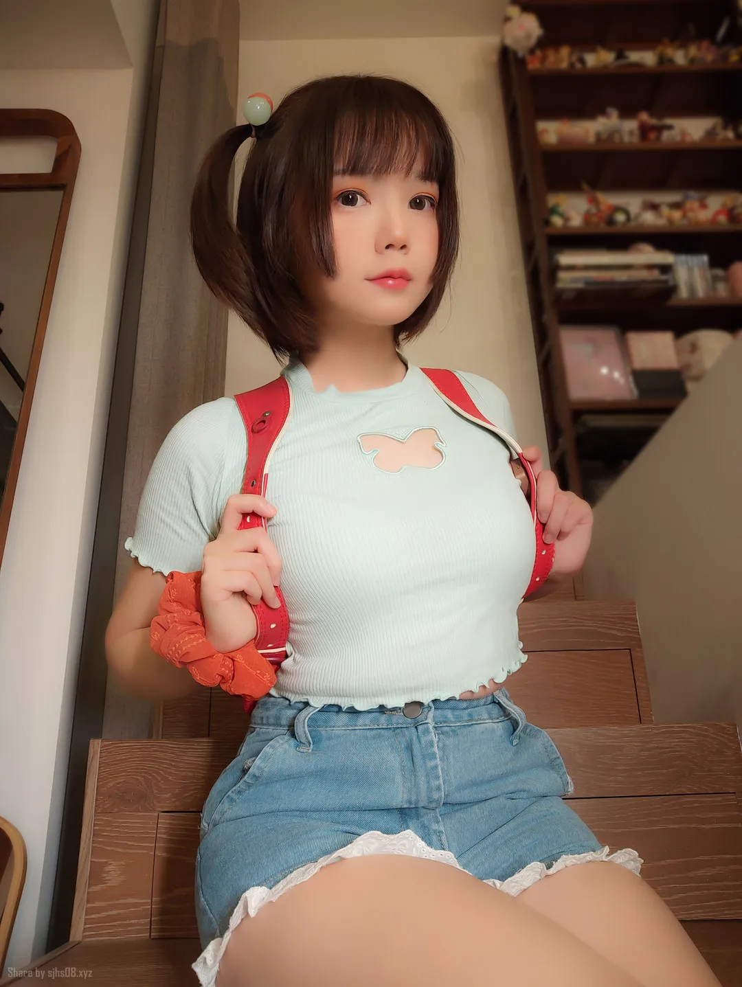 摄影系列作品归档整理 短发刘海造型与浅色服装照片