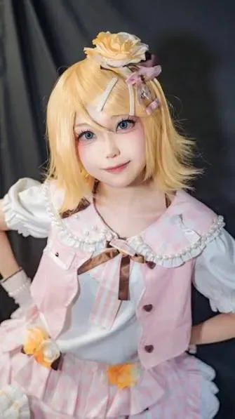 摄影系列作品归档 粉色服装角色照片