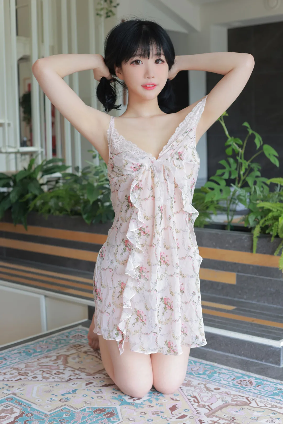 Espacia Korea Monthly Addielyn写真系列归档与作品风格整理 Monthly Addielyn花纹裙装室内写真风格