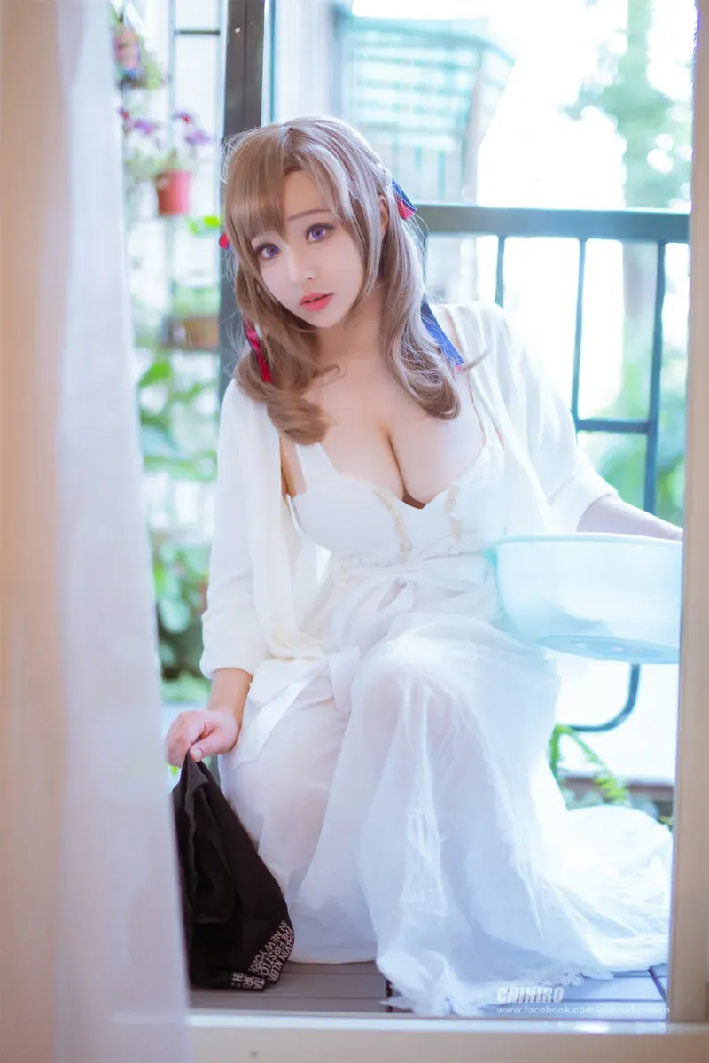 摄影系列作品归档与角色作品线索整理 白色服装造型室内照片