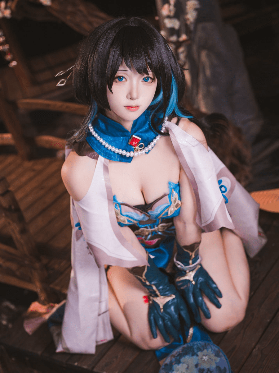 摄影系列作品归档与角色造型整理 角色造型照片中的发型与服装搭配