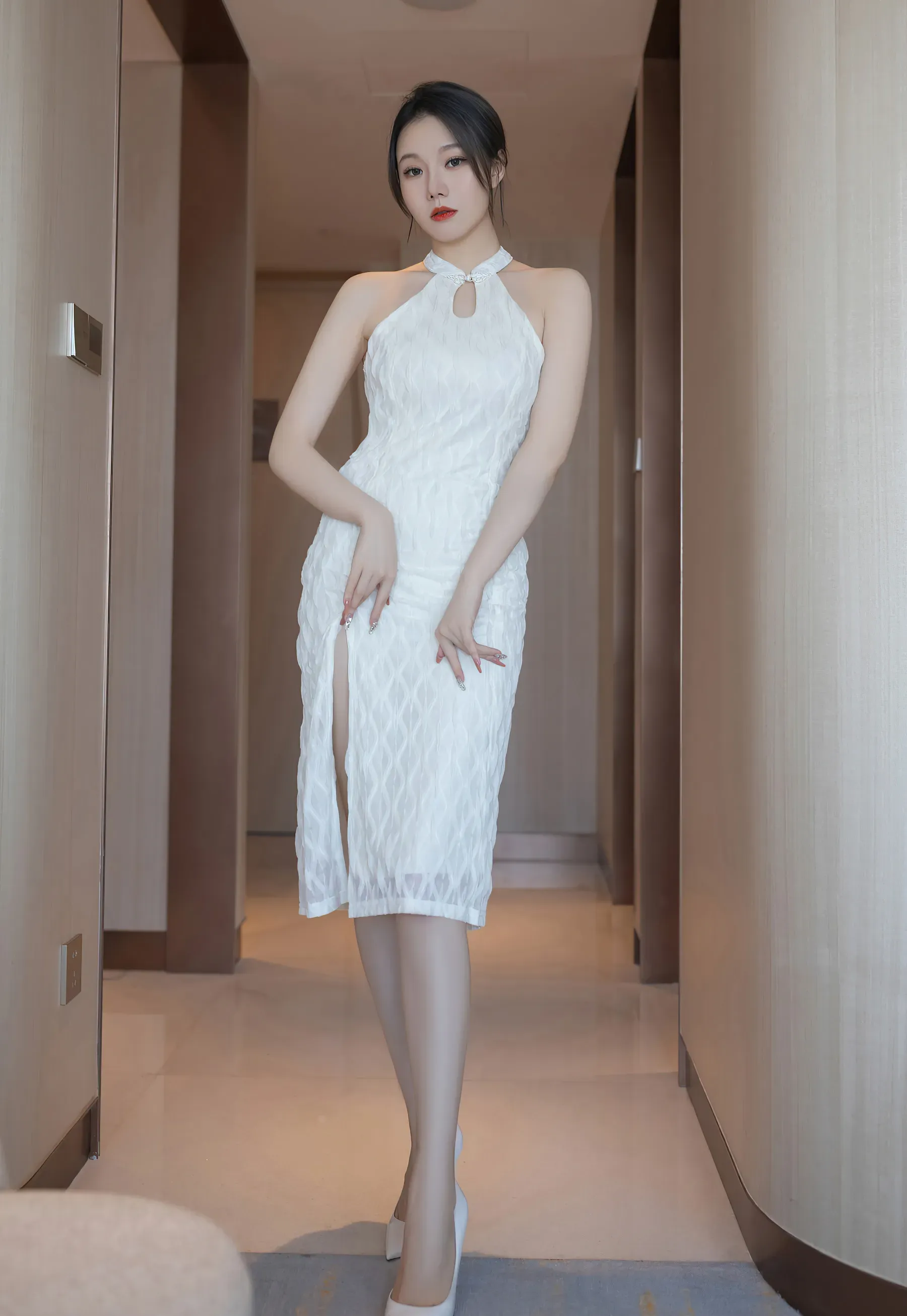 摄影系列线索与作品归档 长发造型与服装搭配的摄影画面