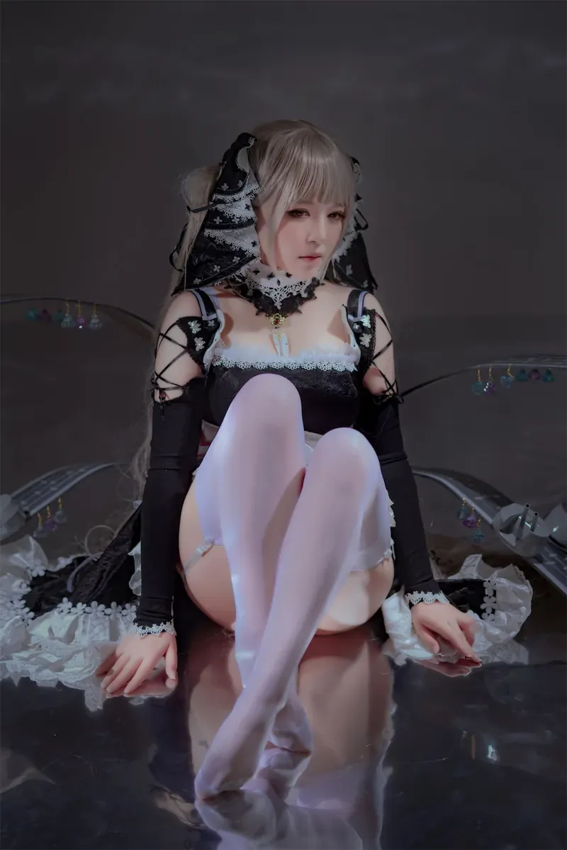 COS作品摄影线索整理 黑色系角色服装摄影照片