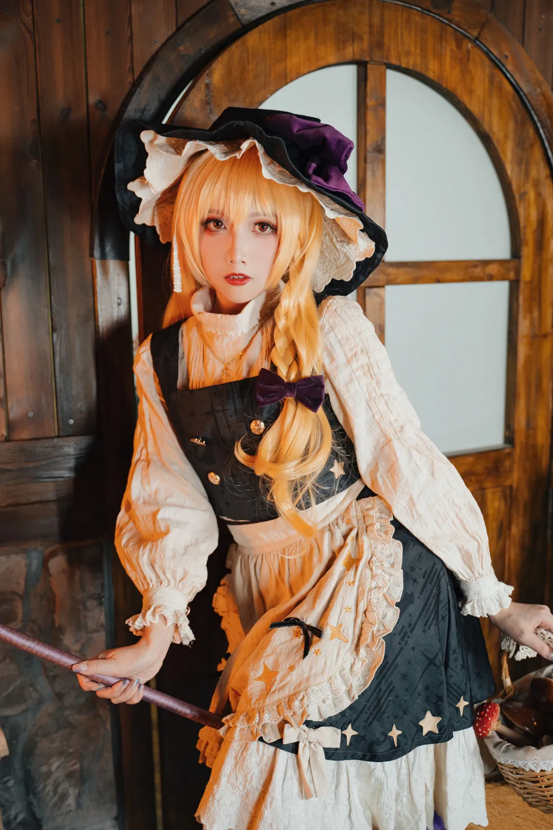 cosplay 写真视觉图集导读与摄影系列归档 黑白配色角色服装站姿cosplay照片