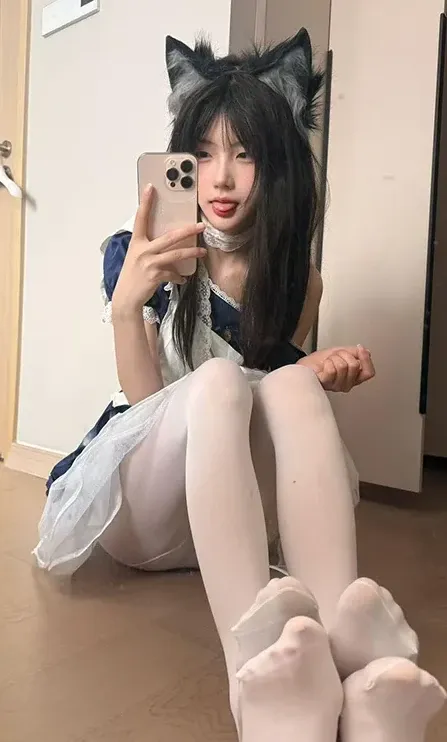 摄影系列作品归档 黑色长发猫耳元素服装造型自拍照片