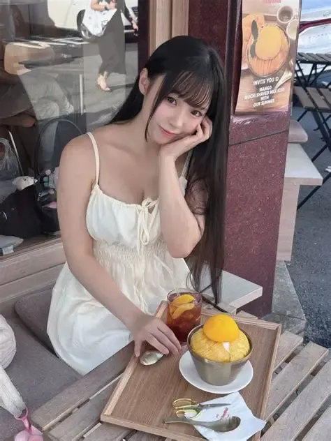 晴兒littlesshine主要摄影系列与厂牌归档:主题合集、代表作与系列目录